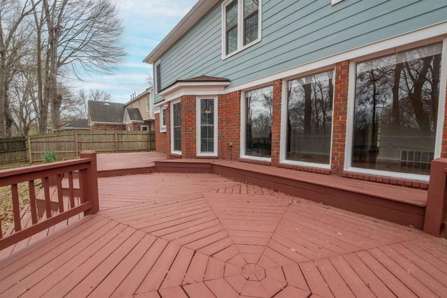 1368 SQUIRE DUDNEY DR, Collierville, TN 38017