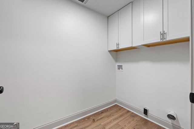 347 Ww Carr Avenue, Jackson, GA 30233