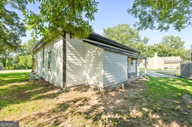 347 Ww Carr Avenue, Jackson, GA 30233