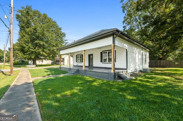 347 Ww Carr Avenue, Jackson, GA 30233