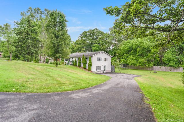 8 Larissa Lane, Wappingers Falls, NY 12590