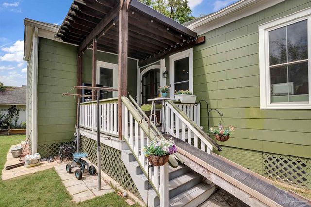 913 E Lloyd St, Pensacola, FL 32503