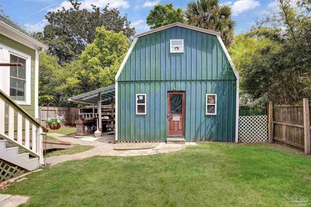 913 E Lloyd St, Pensacola, FL 32503