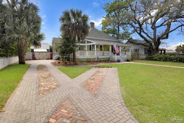 913 E Lloyd St, Pensacola, FL 32503