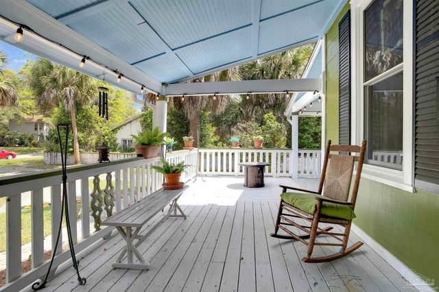 913 E Lloyd St, Pensacola, FL 32503