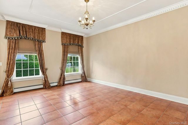 28 Spruce Street, Selden, NY 11784