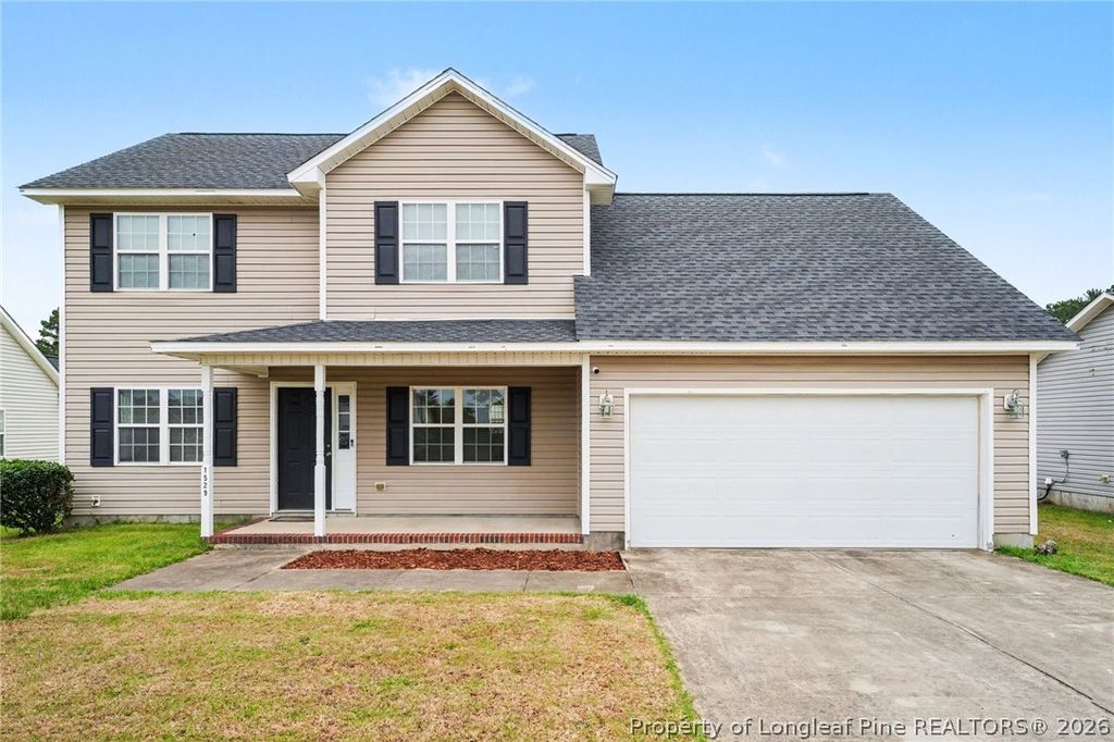 1529 Belews Creek Lane, Fayetteville, NC 28312