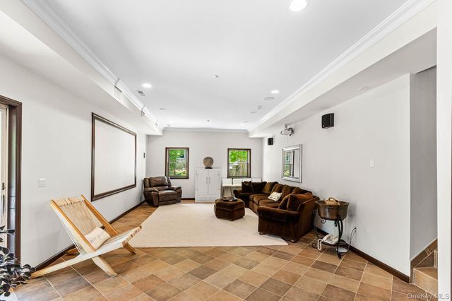 3 Lewis Avenue, Dobbs Ferry, NY 10522