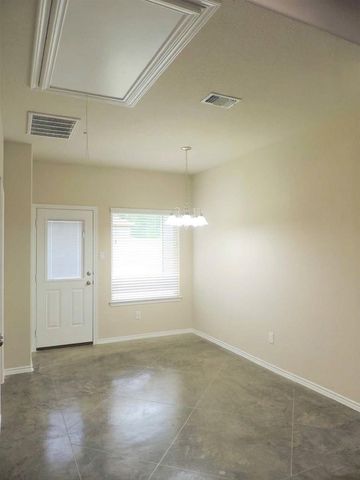 103 Summer Place, Huntsville, TX 77340