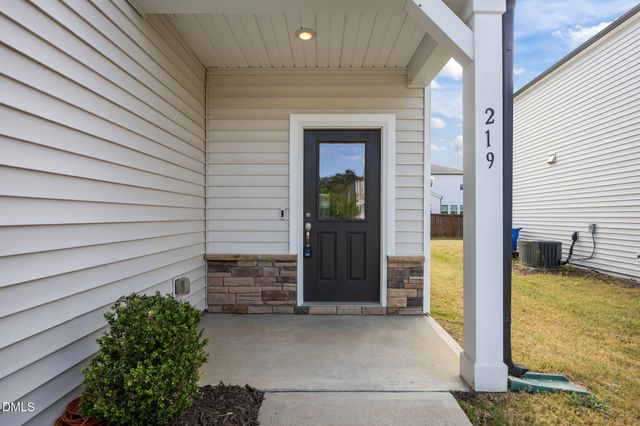 219 Watauga Lake Drive, Fuquay Varina, NC 27526