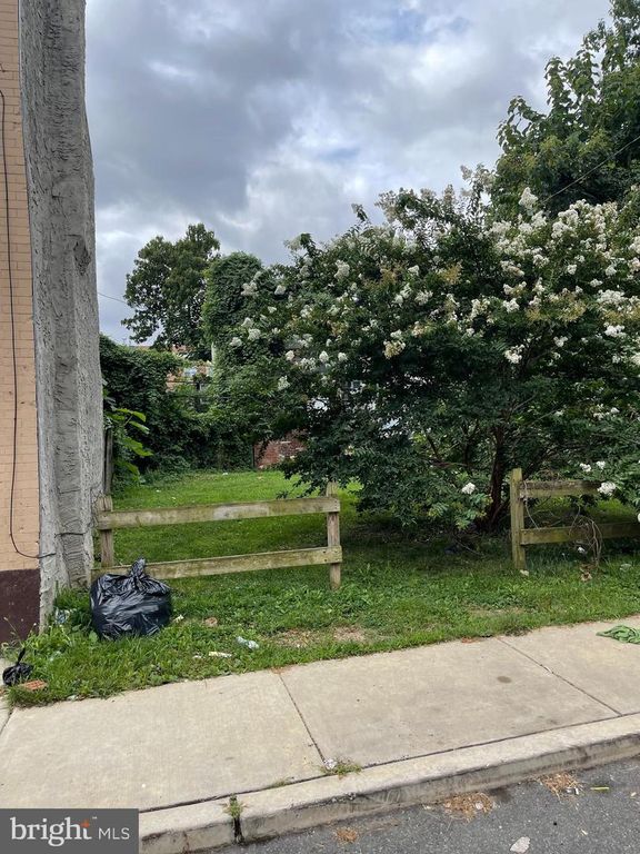 1020 W ORLEANS ST, Philadelphia, PA 19133