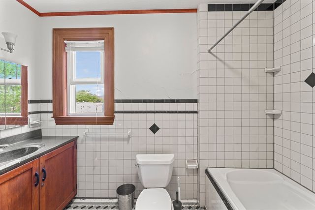 388 Arborway 2, Boston, MA 02130