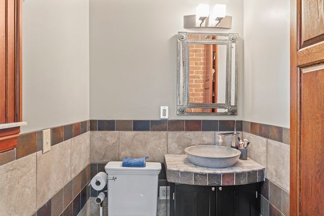 388 Arborway 2, Boston, MA 02130