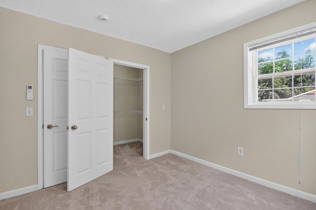 4718 S Draper Road, Jackson, MI 49203