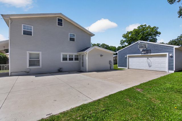 4718 S Draper Road, Jackson, MI 49203