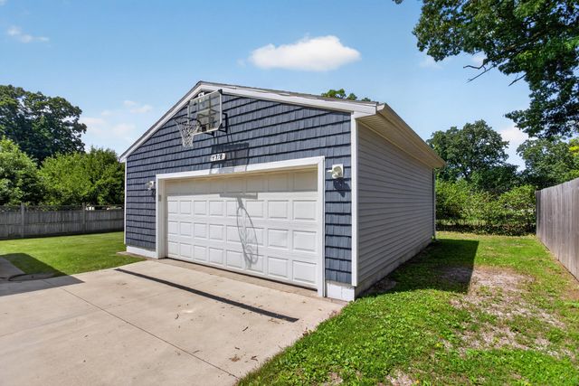 4718 S Draper Road, Jackson, MI 49203