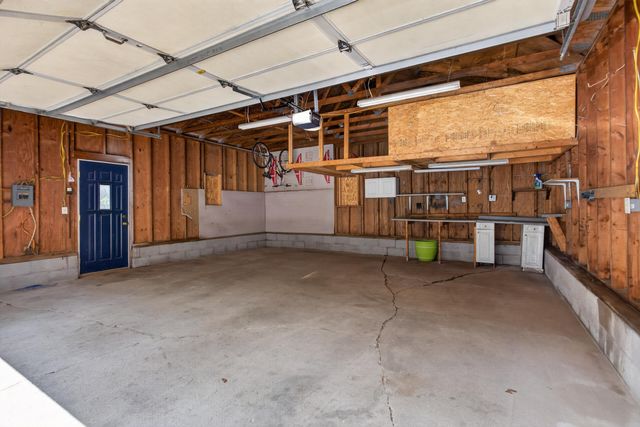 4718 S Draper Road, Jackson, MI 49203