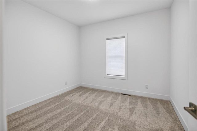 80 Oak Ridge Trail, Deerfield, WI 53531