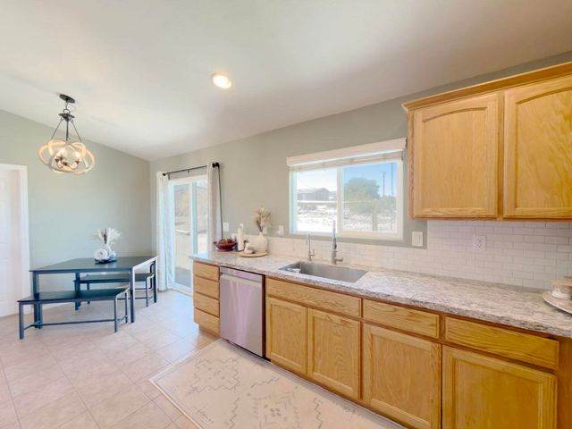 6698 Galleta Avenue, 29 Palms, CA 92277