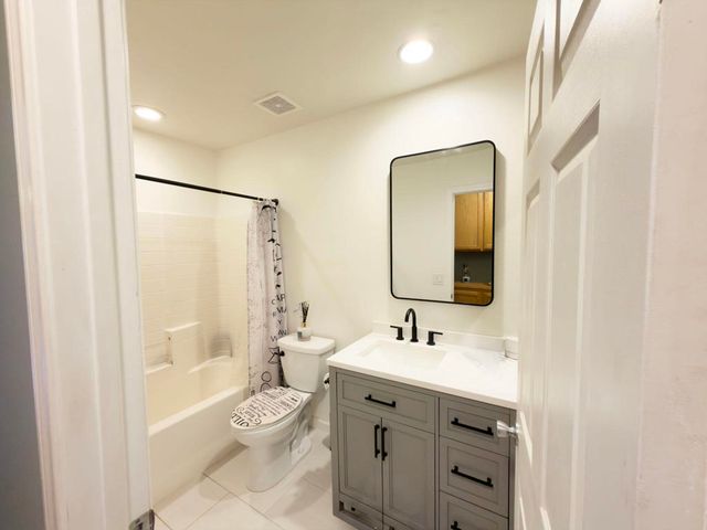 6698 Galleta Avenue, 29 Palms, CA 92277