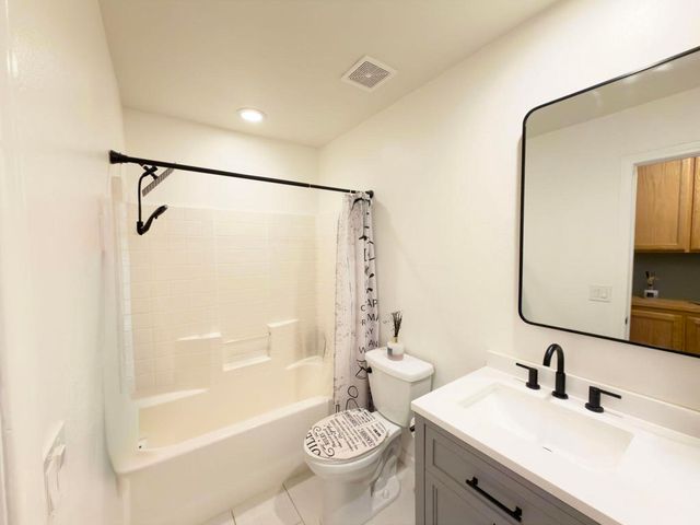 6698 Galleta Avenue, 29 Palms, CA 92277