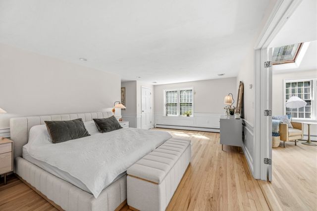 74 East St, Hingham, MA 02043