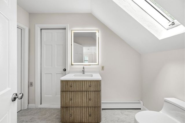 74 East St, Hingham, MA 02043