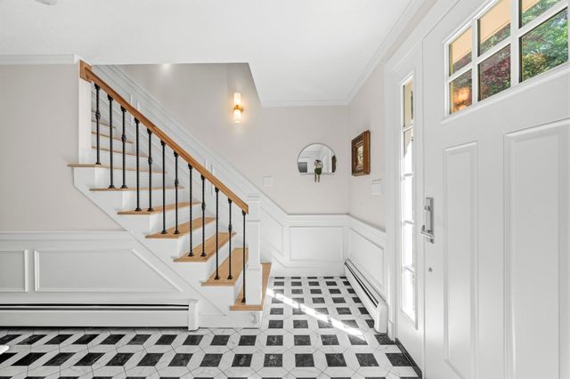 74 East St, Hingham, MA 02043