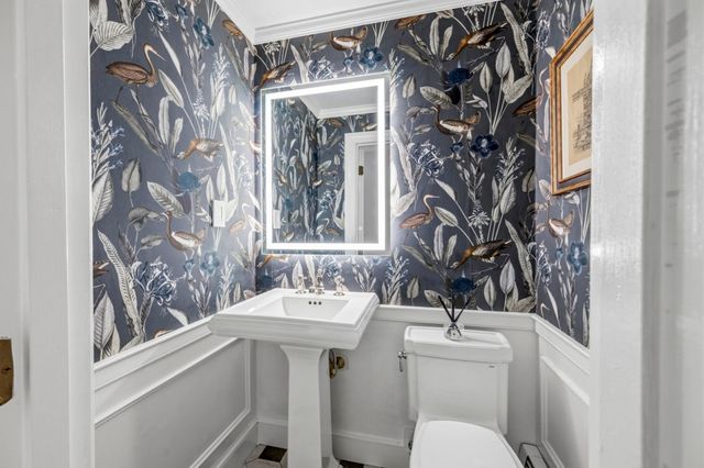74 East St, Hingham, MA 02043