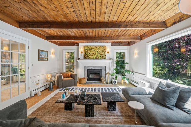 74 East St, Hingham, MA 02043