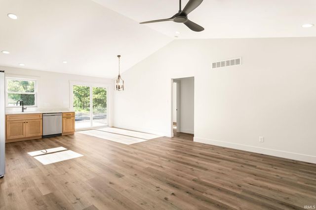51656 Cherry Road, Granger, IN 46530