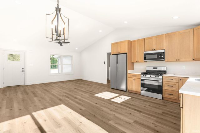 51656 Cherry Road, Granger, IN 46530