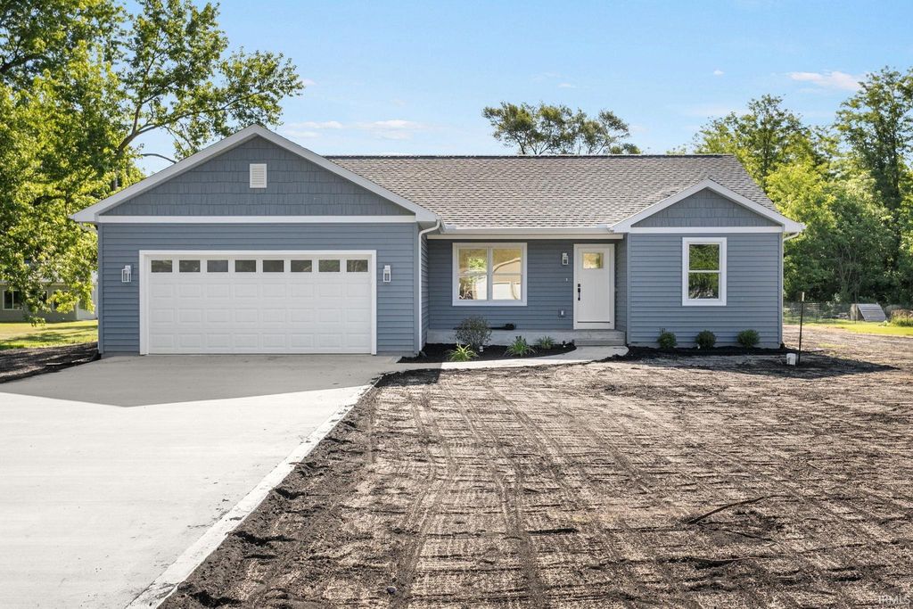 51656 Cherry Road, Granger, IN 46530