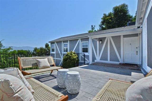 3753 Berry Drive, Studio City, CA 91604