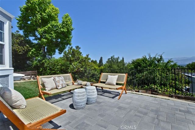3753 Berry Drive, Studio City, CA 91604