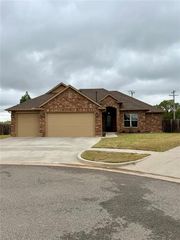 3705 Lambeth Street, Mustang, OK 73064