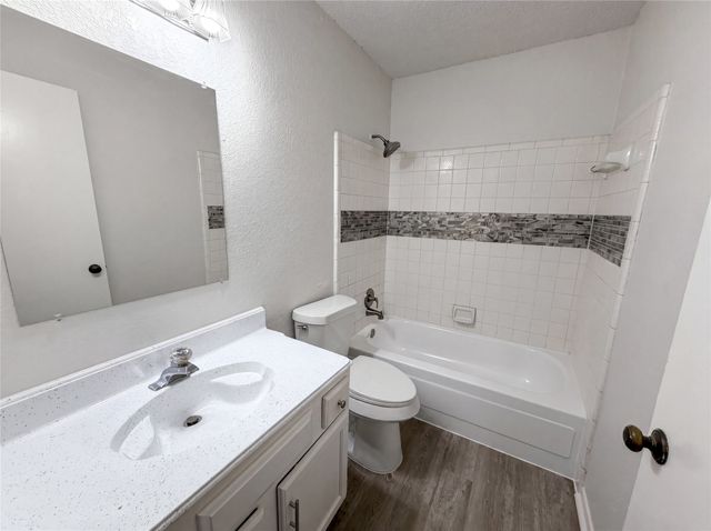 1319 Oak Run Drive, Duncanville, TX 75137