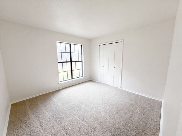 1319 Oak Run Drive, Duncanville, TX 75137