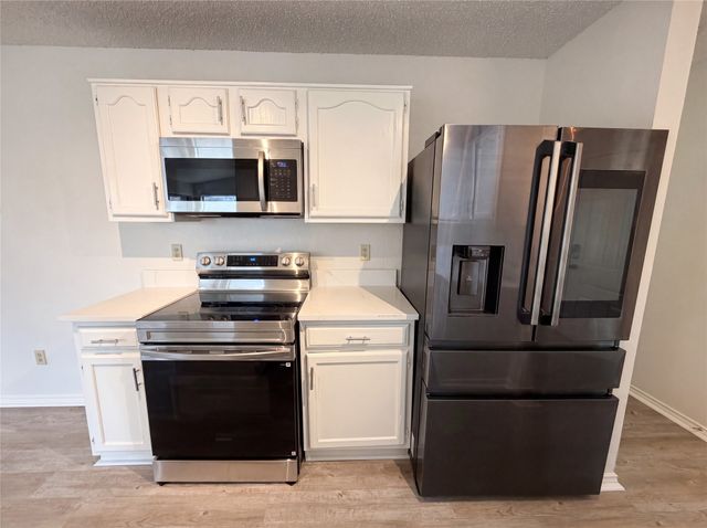1319 Oak Run Drive, Duncanville, TX 75137