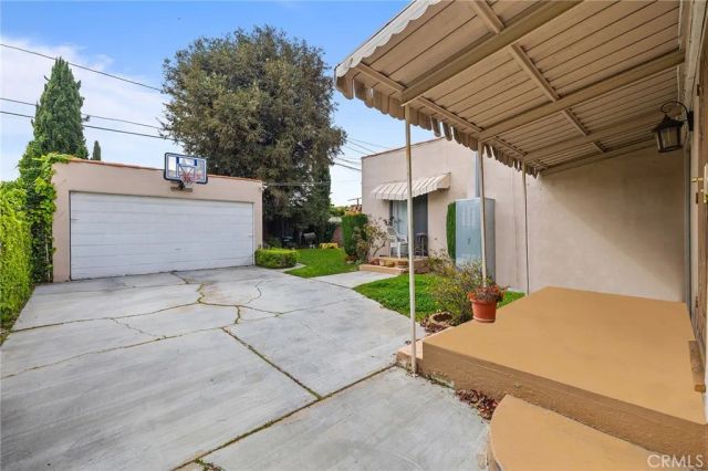 3122 W 77th, Los Angeles, CA 90043