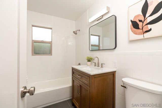 8545 Porter Hill Terrace, La Mesa, CA 91942