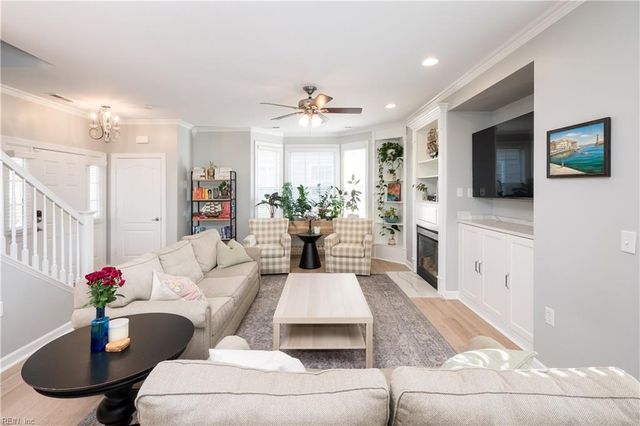 5209 Kirton CT, Virginia Beach, VA 23455