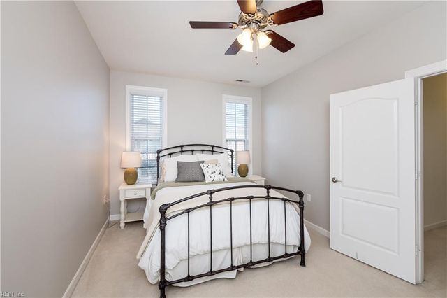 5209 Kirton CT, Virginia Beach, VA 23455