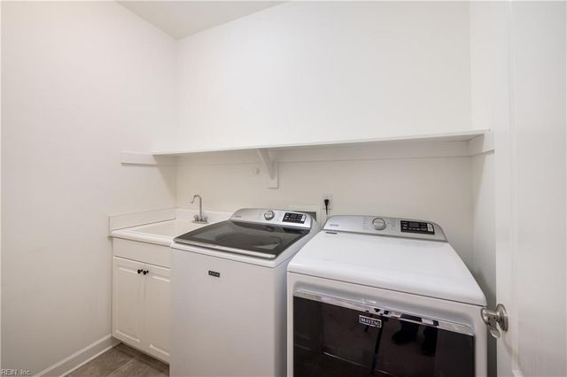 5209 Kirton CT, Virginia Beach, VA 23455