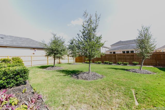 8010 Kingfisher, San Antonio, TX 78253