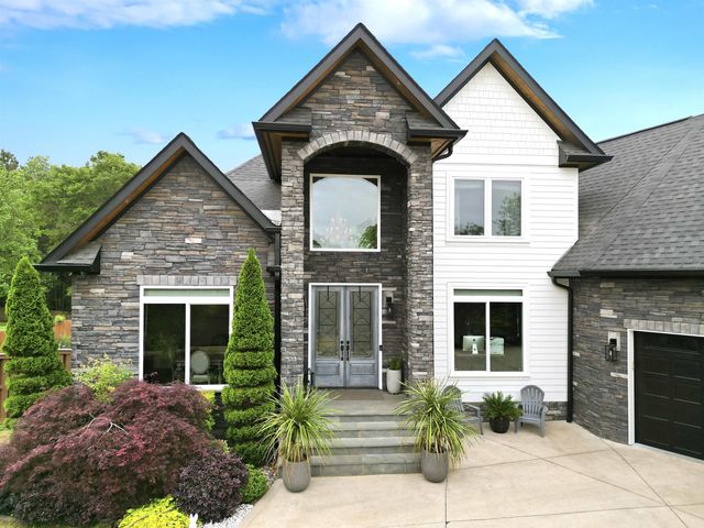341 Country Oak Rd Road, Chesnee, SC 29323