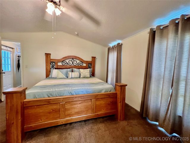 4718 Golden Way, Kingston, OK 73439