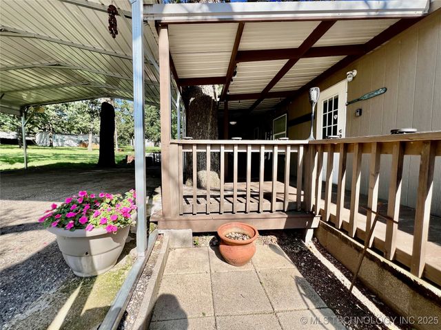 4718 Golden Way, Kingston, OK 73439