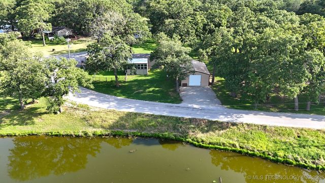 4718 Golden Way, Kingston, OK 73439