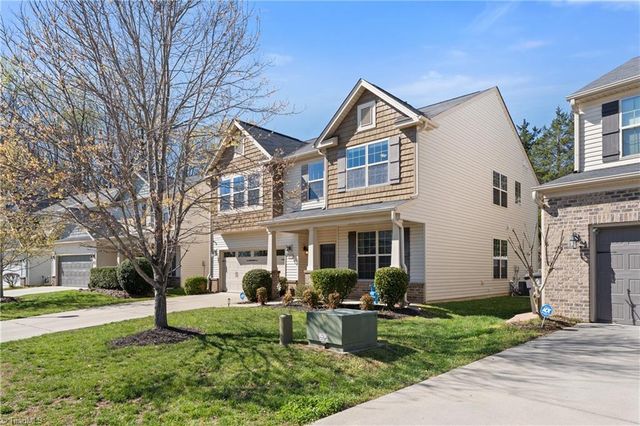 3851 Crestwell Cove Court, Winston-salem, NC 27103